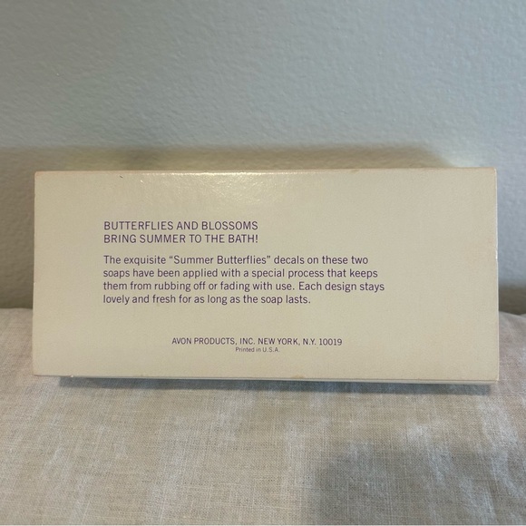 Vintage Avon Butterflies and Blossoms 2 Soap Set NOS - Picture 4 of 6